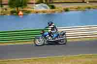 Vintage-motorcycle-club;eventdigitalimages;mallory-park;mallory-park-trackday-photographs;no-limits-trackdays;peter-wileman-photography;trackday-digital-images;trackday-photos;vmcc-festival-1000-bikes-photographs